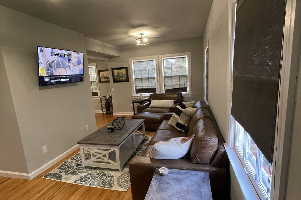Photo of Livingroom in Mount Vernon
