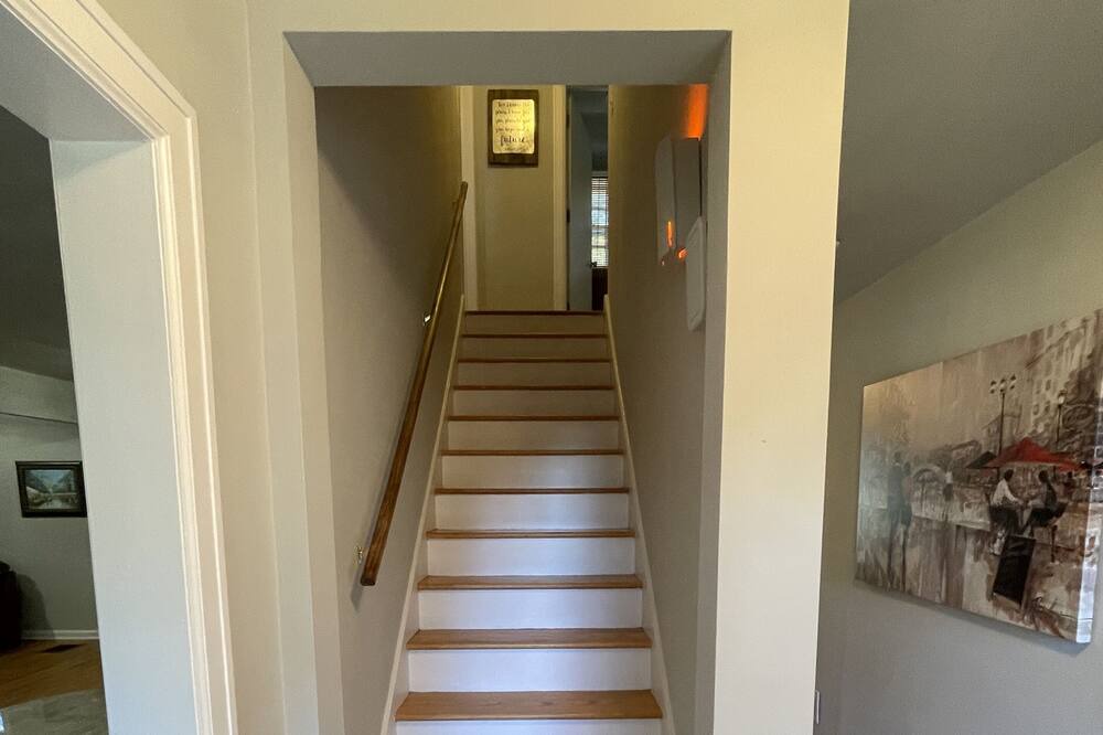Photo of Bedroom in Mount Vernon