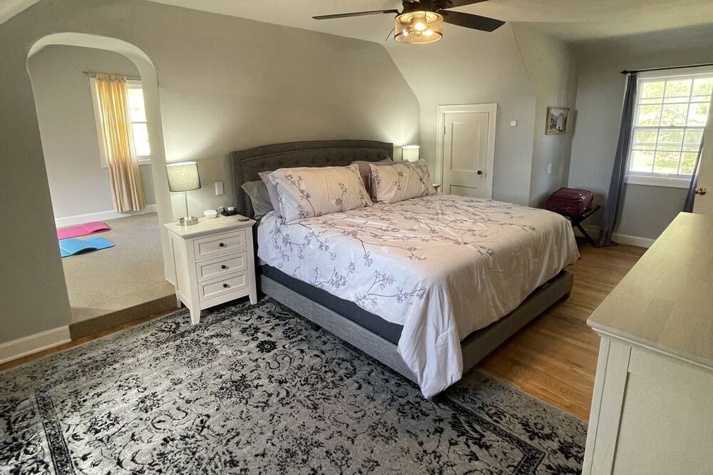 Photo of Bedroom in Mount Vernon