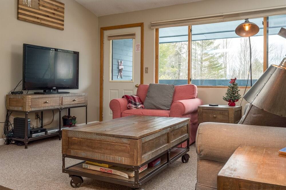 Photo of Livingroom in Sunday River Area