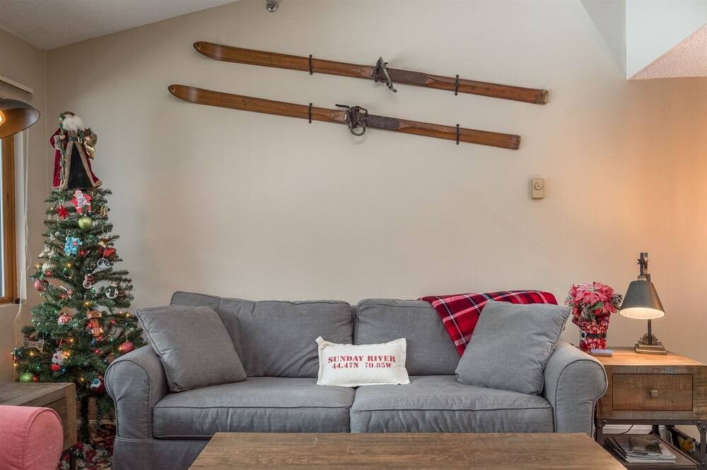 Photo of Livingroom in Sunday River Area