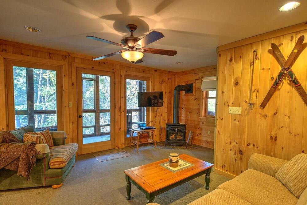 Photo of Livingroom in Inlet