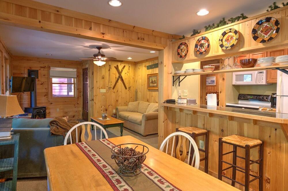 Photo of Kitchen in Inlet