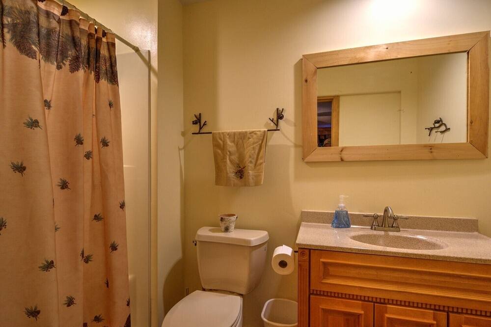 Photo of Bathroom in Inlet