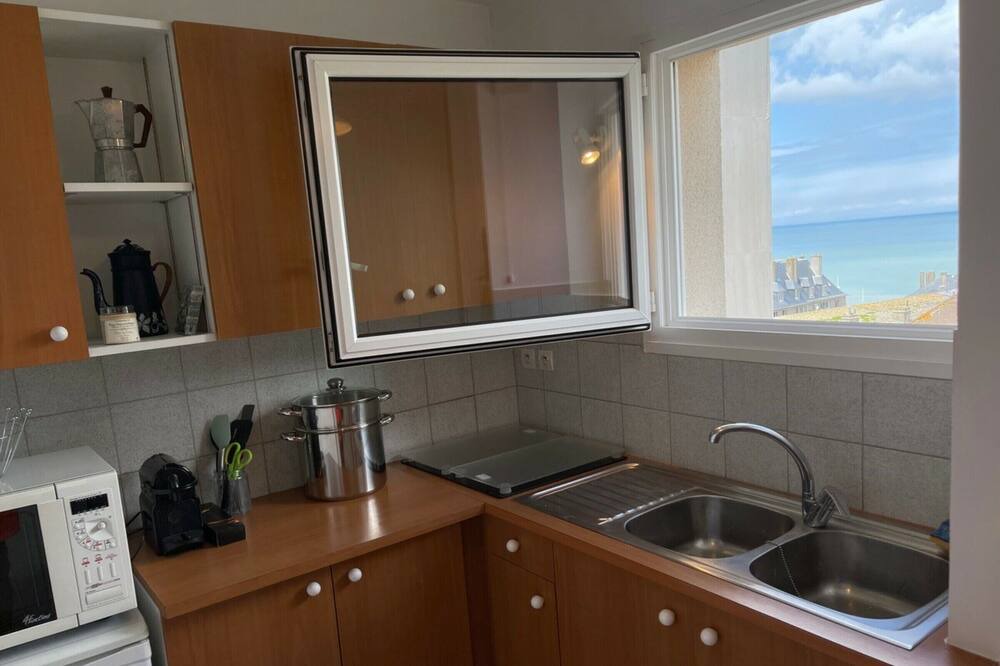 Photo of Kitchen in Saint-Valery-en-Caux