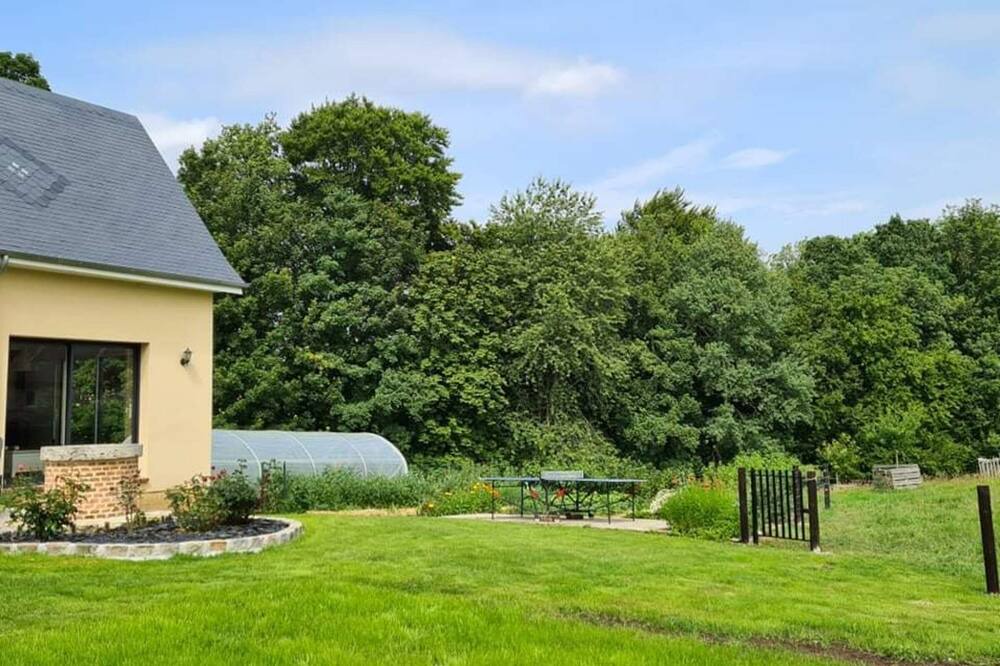 Photo of Outdoor in Ecalles-Alix