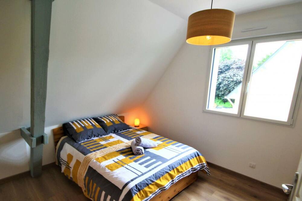 Photo of Bedroom in Ecalles-Alix