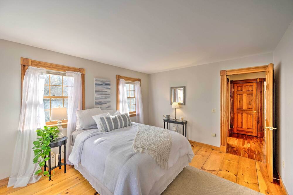 Photo of Bedroom in Jeffersonville