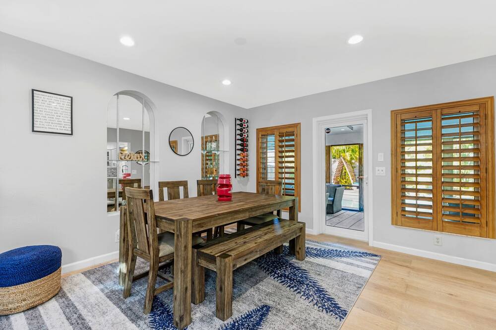 Photo of Livingroom in Hendricks and Venice Isles