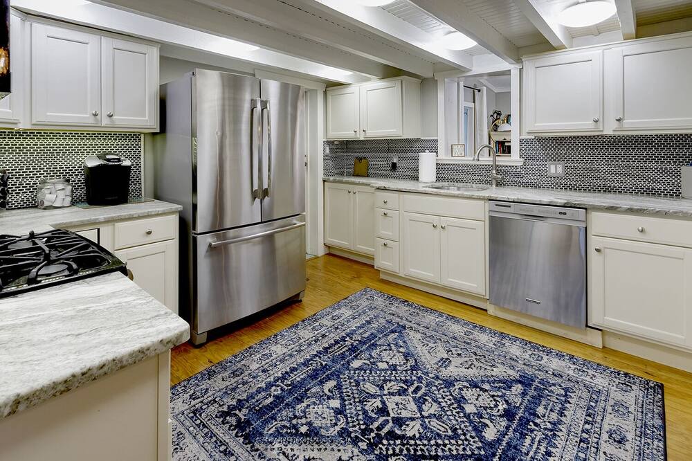 Photo of Kitchen in Medford Lakes