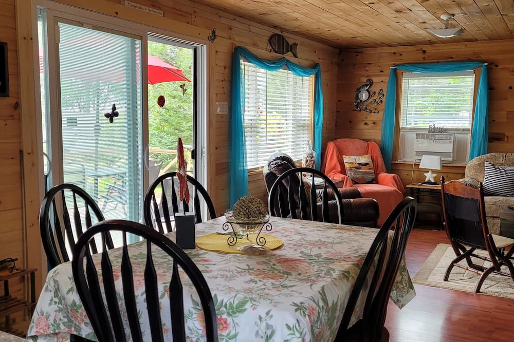 Photo of Kitchen in Colchester County
