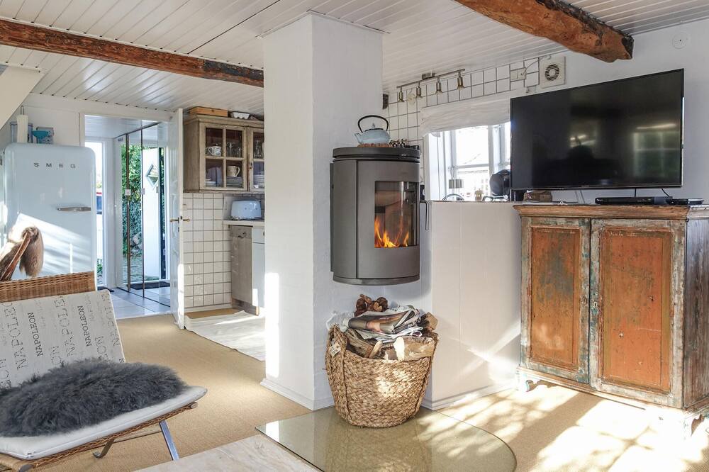 Photo of Bedroom in Listed