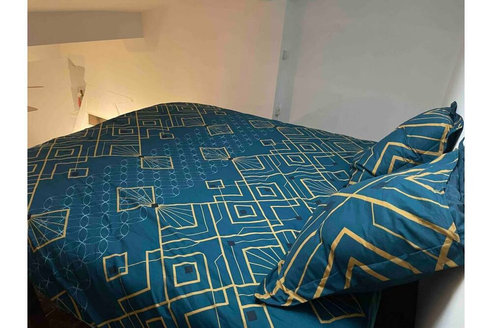 Photo of Bedroom in Roujan