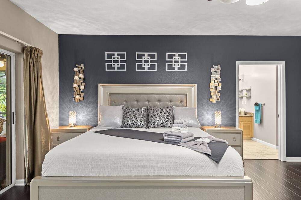 Photo of Bedroom in Egypt Lake-Leto