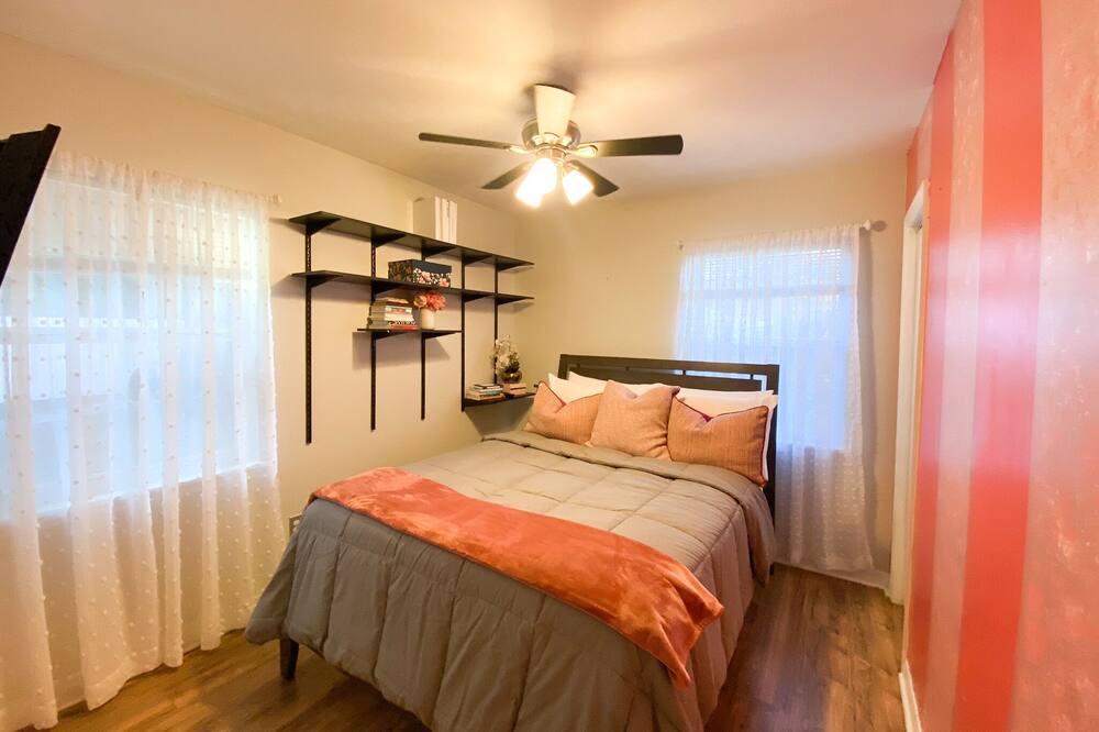 Photo of Bedroom in Ballast Point