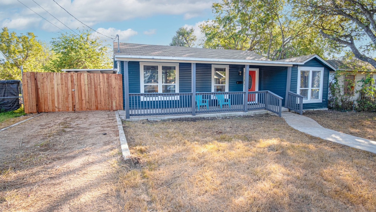 Photo of Patio Balcony in Denver Heights