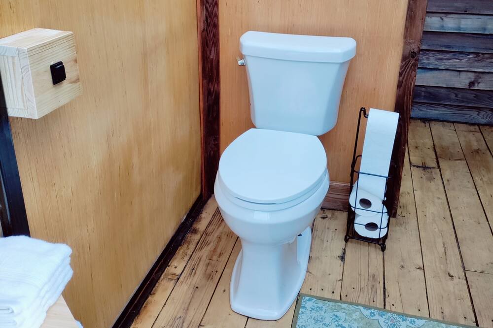 Photo of Bathroom in Kempner