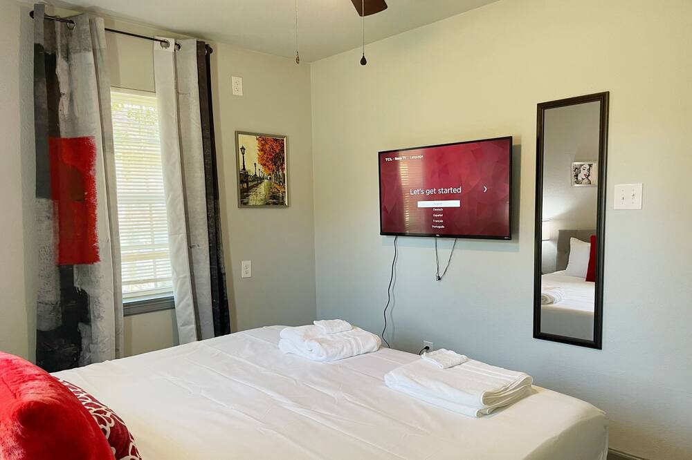 Photo of Bedroom in Brookshire