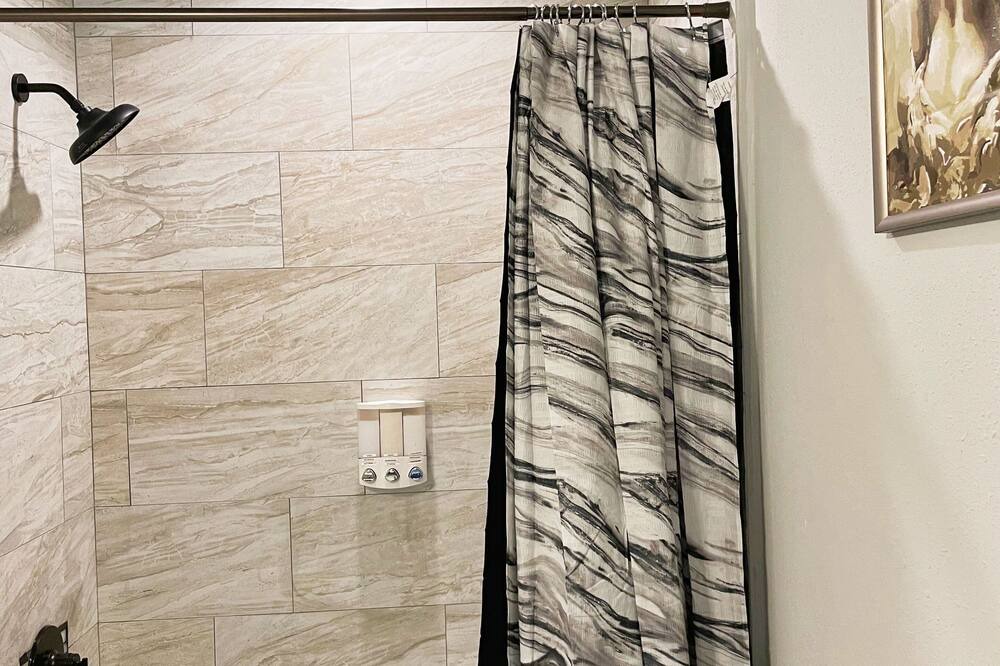 Photo of Bathroom in Brookshire