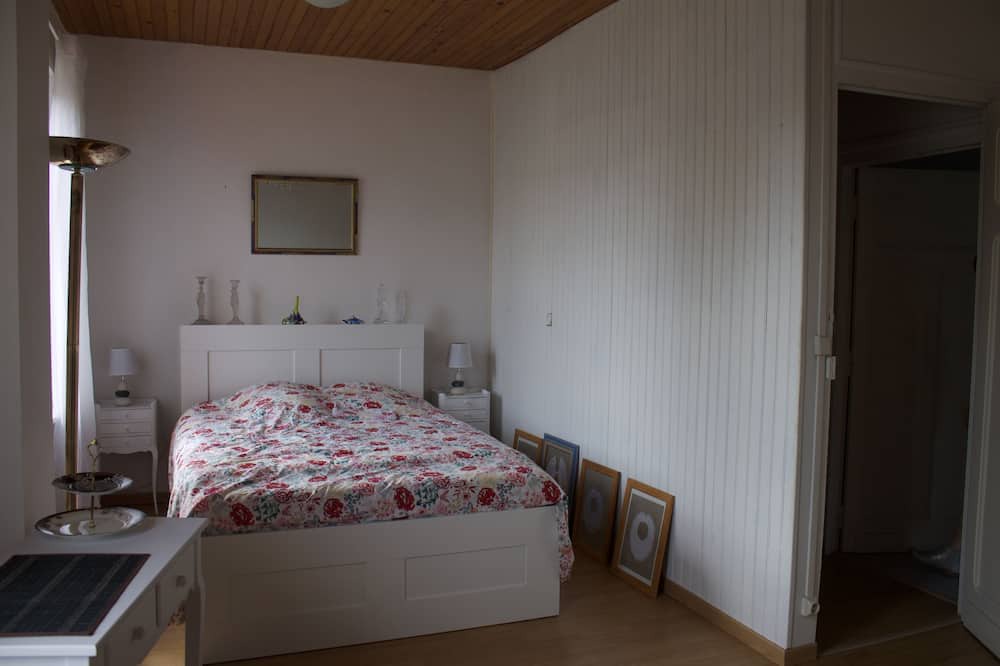 Photo of Bedroom in Langon