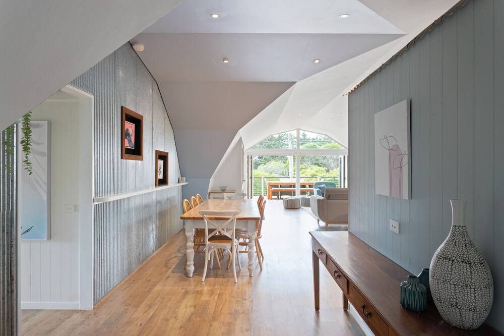 Photo of Others in Sunset Strip