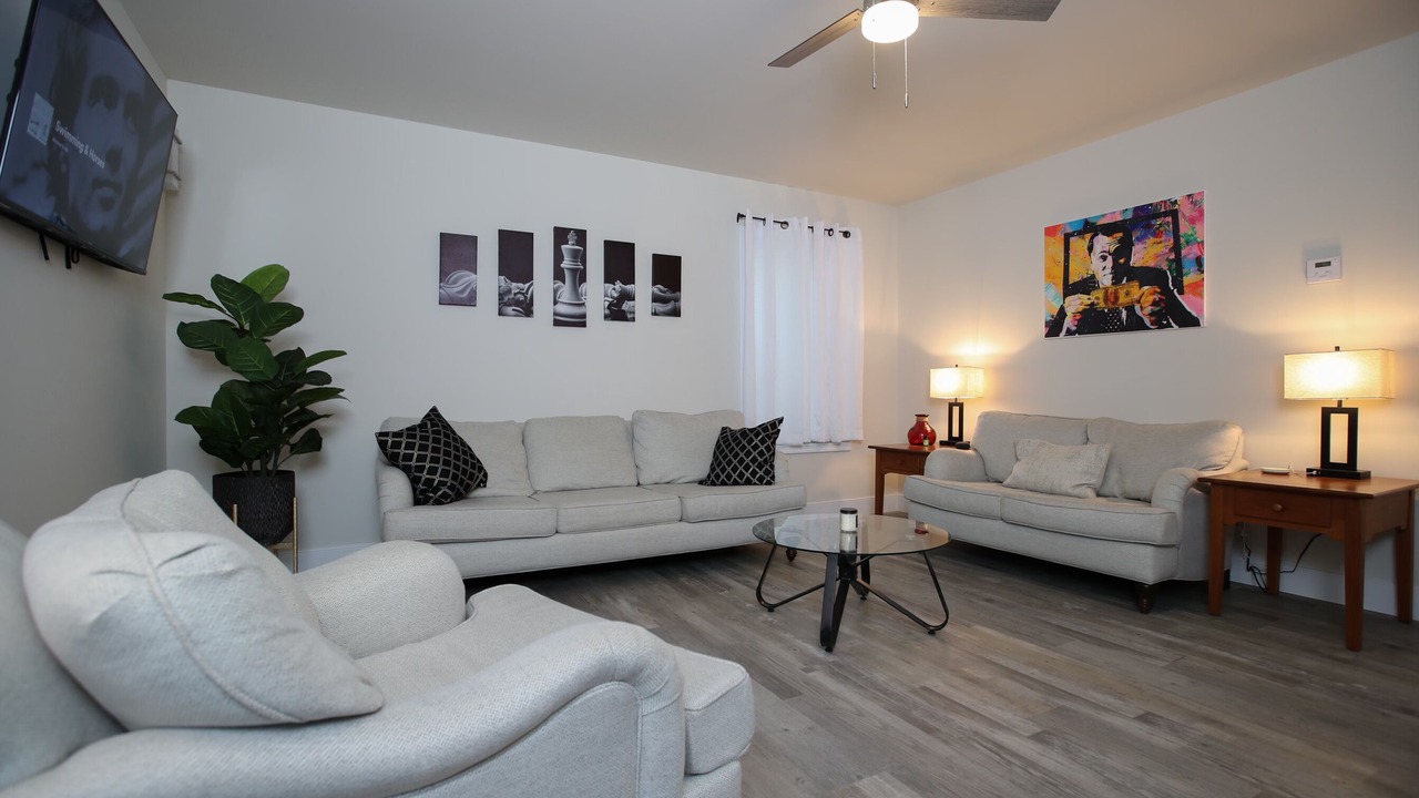 Photo of Livingroom in Waynesboro