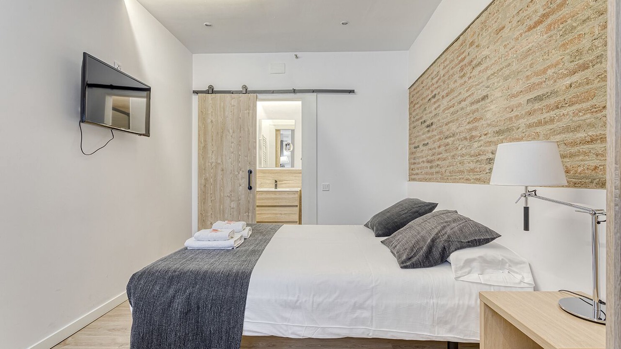 Photo of Bedroom in El Poble-sec