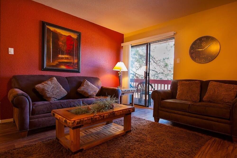 Photo of Livingroom in Ruidoso