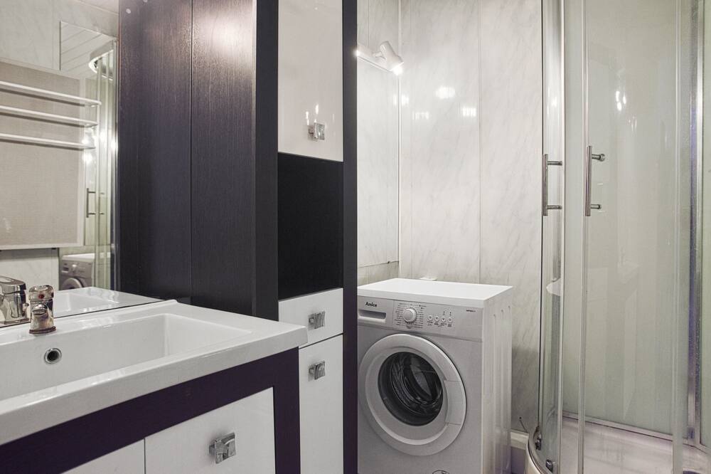 Photo of Bathroom in Alco
