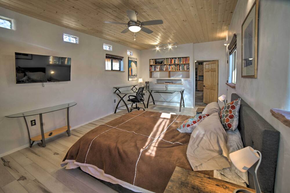 Photo of Others in Taos