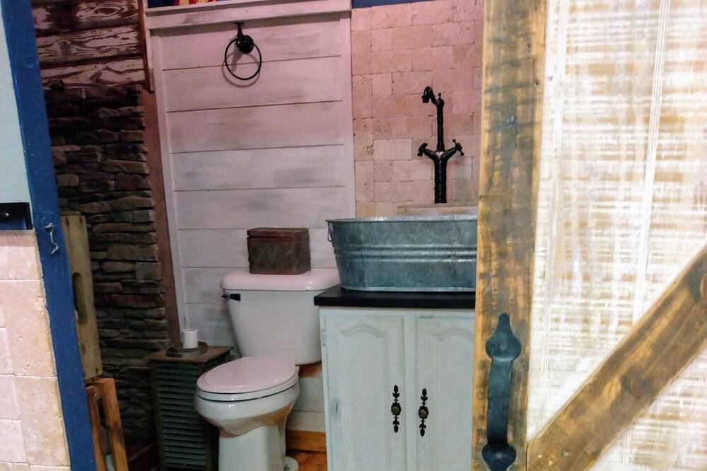 Photo of Bathroom in Wilder