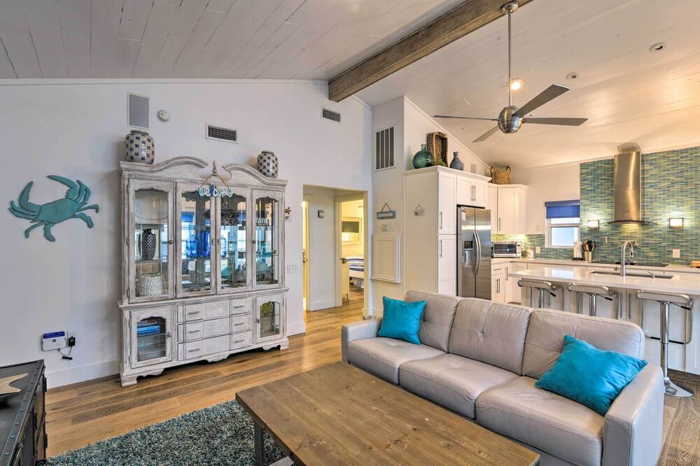 Photo of Bedroom in Bermuda Beach