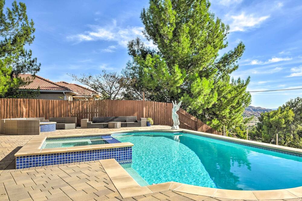 Photo of Outdoor in Sylmar