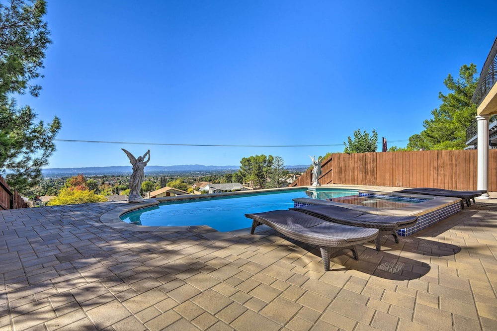 Photo of Outdoor in Sylmar
