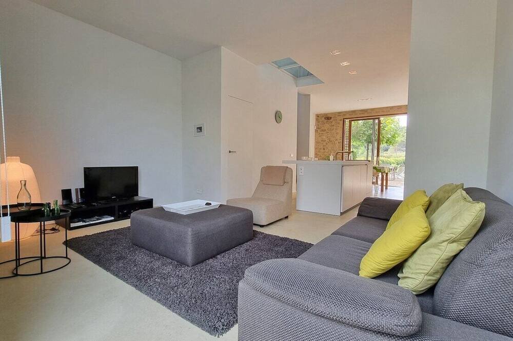 Photo of Livingroom in Saint-Frichoux
