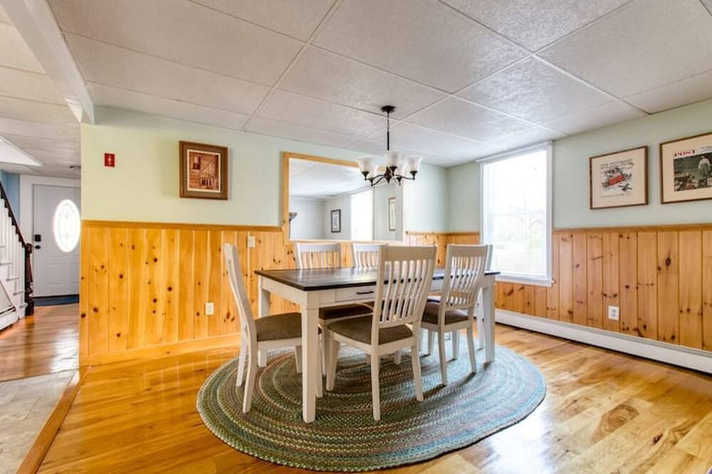 Photo of Others in Housatonic