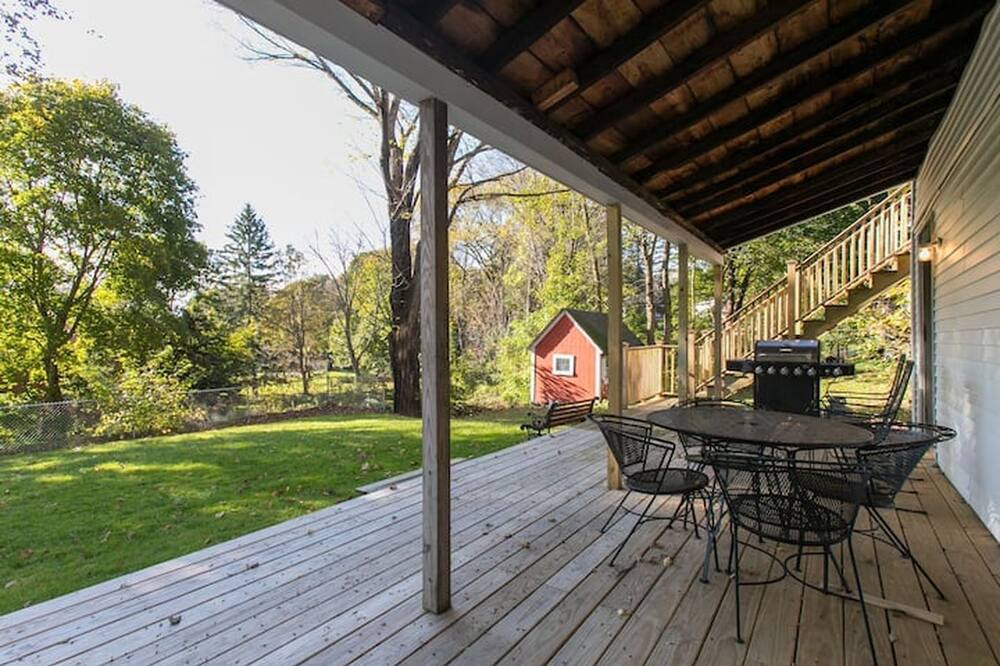 Photo of Others in Housatonic