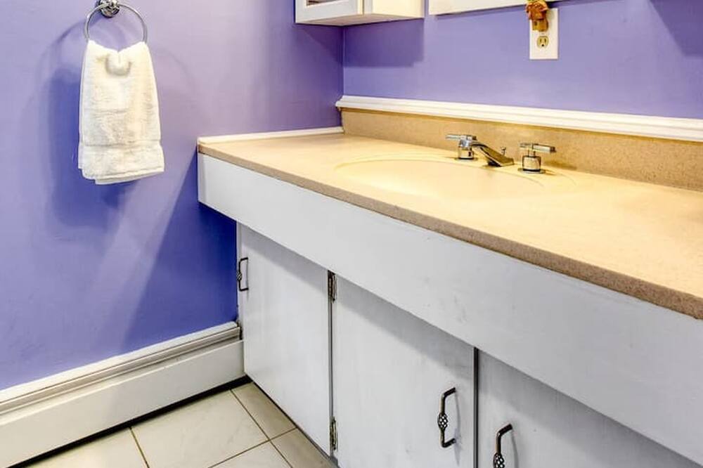 Photo of Bathroom in Housatonic