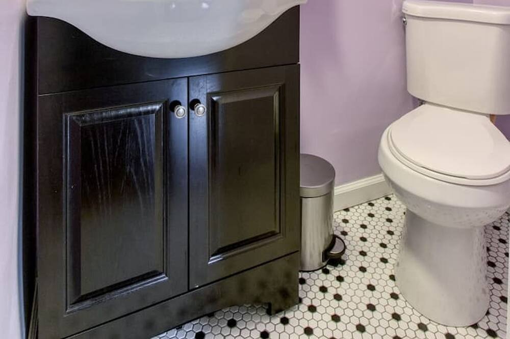 Photo of Bathroom in Housatonic