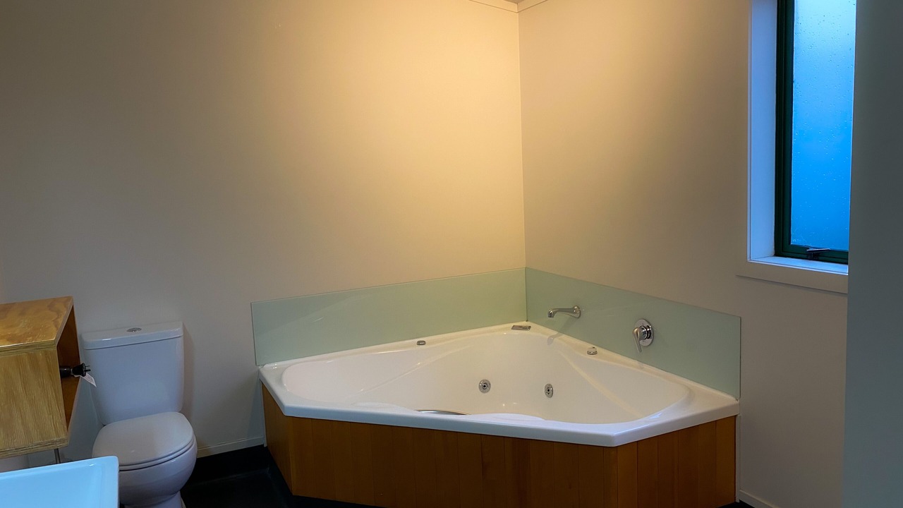 Photo of Bathroom in Te Kuiti