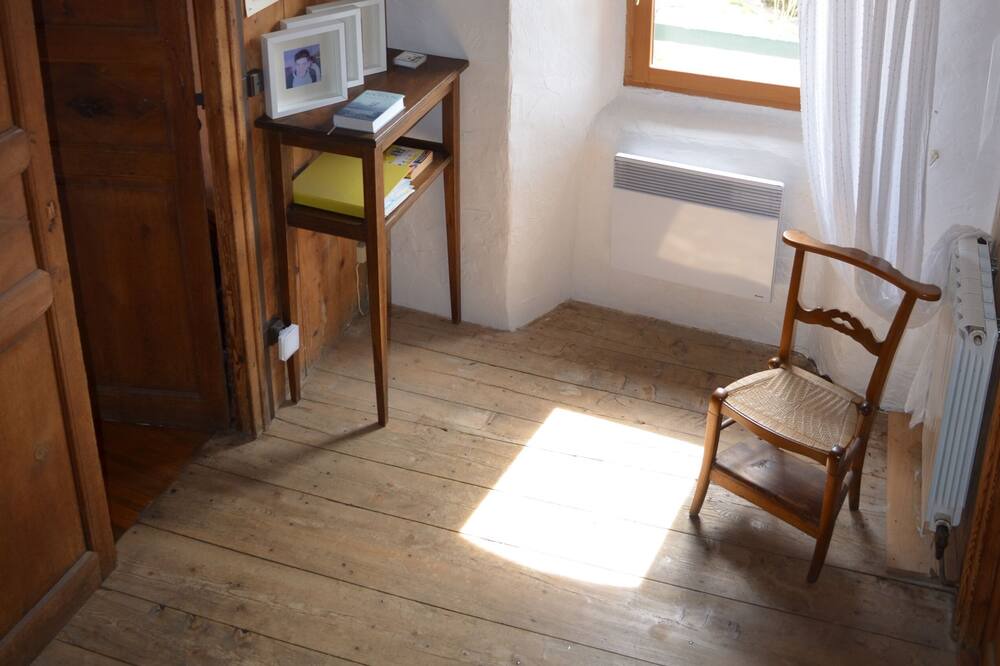 Photo of Livingroom in Cazaux-Frechet