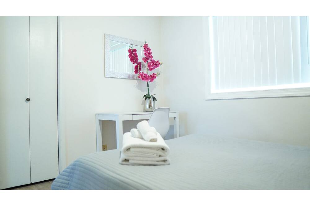 Photo of Bedroom in Berrien Springs