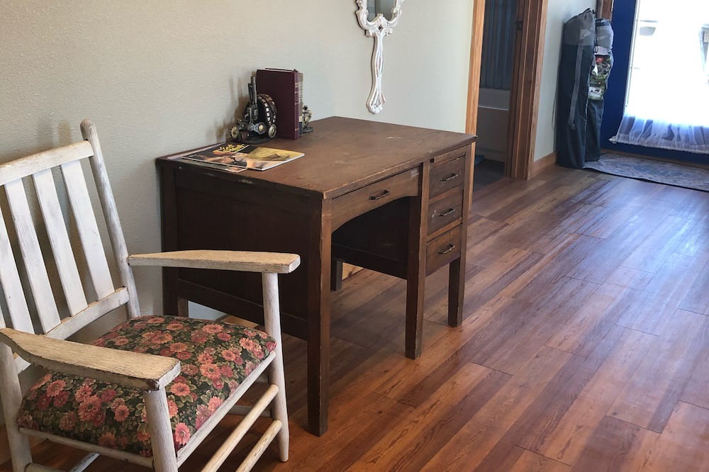 Photo of Livingroom in San Augustine