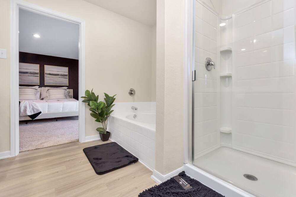 Photo of Bathroom in Hockley