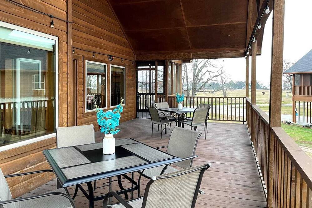 Photo of Patio Balcony in Yantis