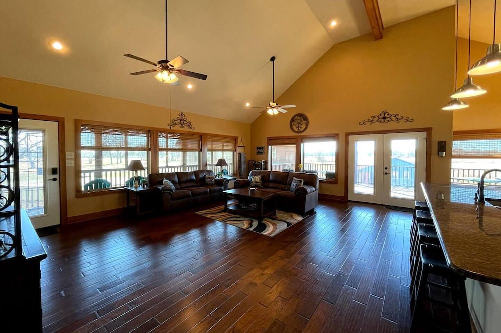 Photo of Livingroom in Yantis