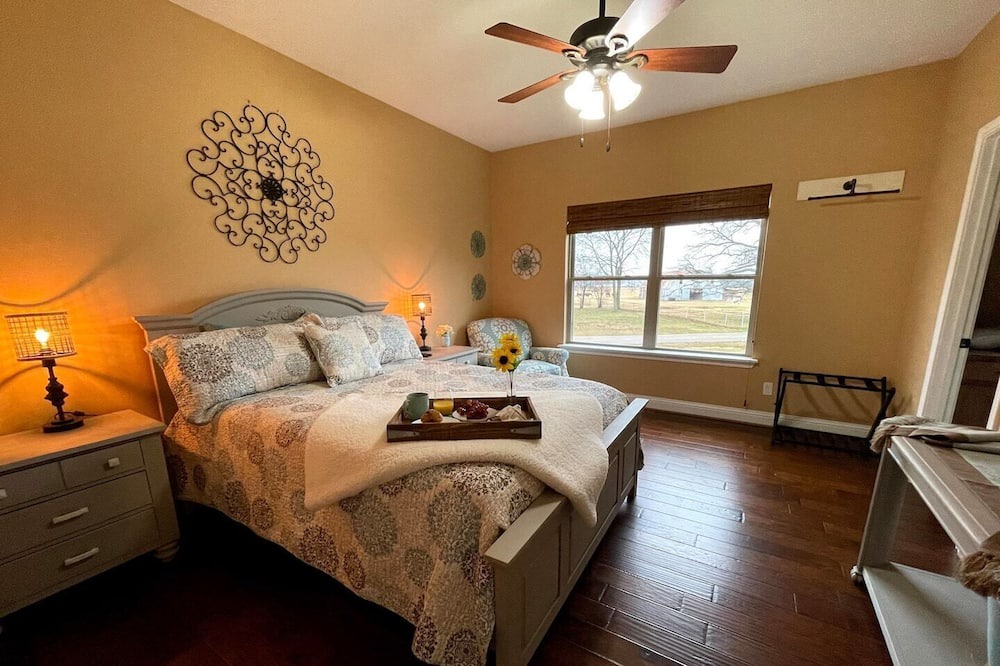 Photo of Bedroom in Yantis
