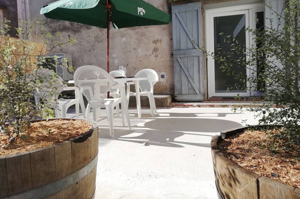 Photo of Patio Balcony in Paziols