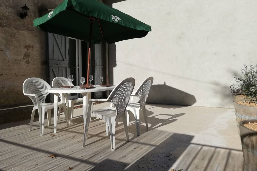 Photo of Patio Balcony in Paziols
