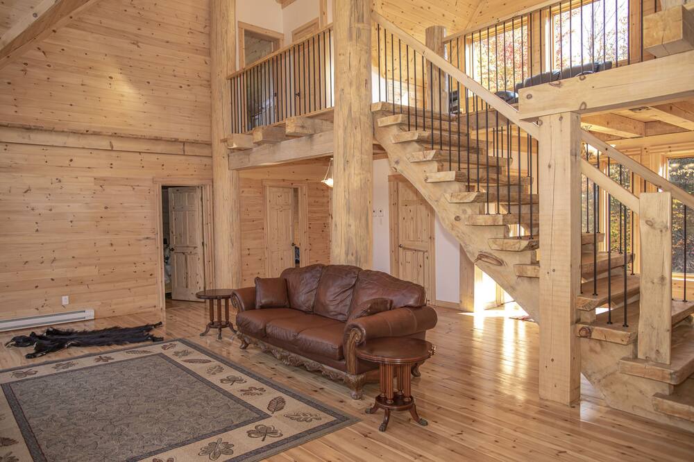 Photo of Livingroom in Wentworth-Nord